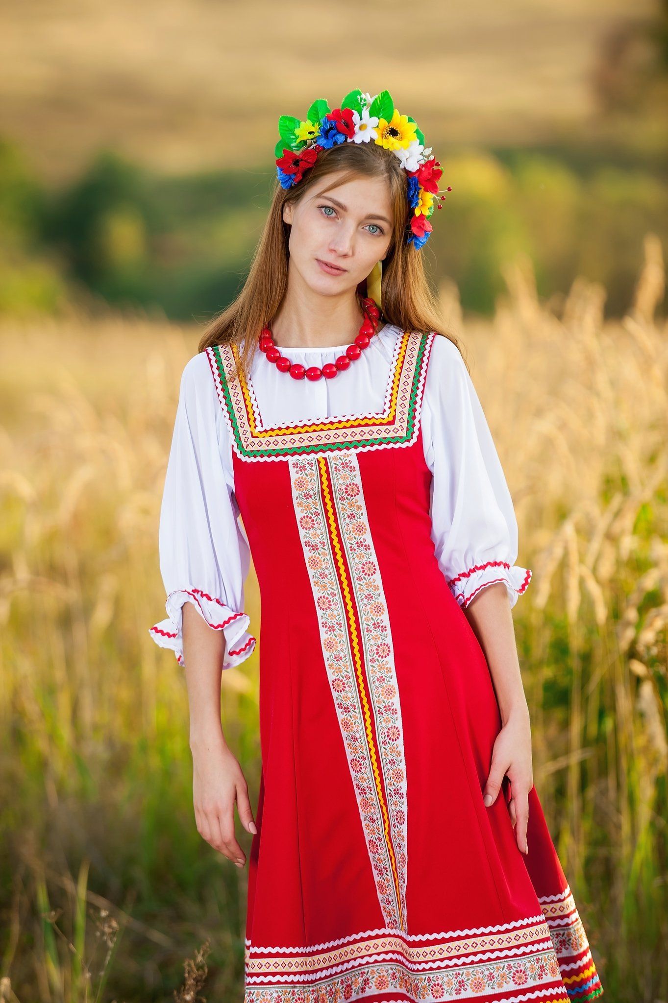 Women in Slavic costumes in Minsk — step in, relax, and chat live