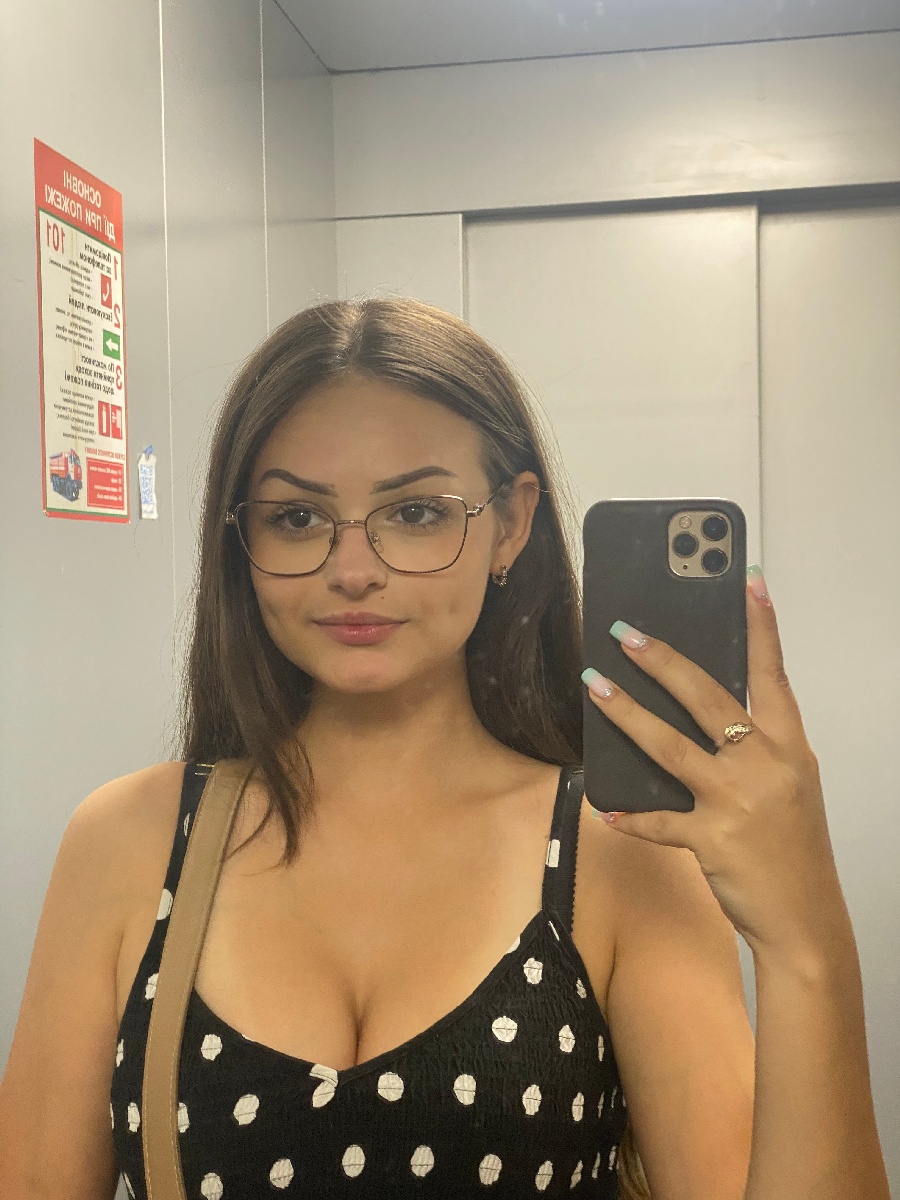 Sexy model Stacy in Minsk